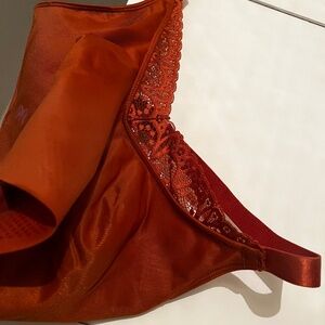 Ruby Ribbon demiette